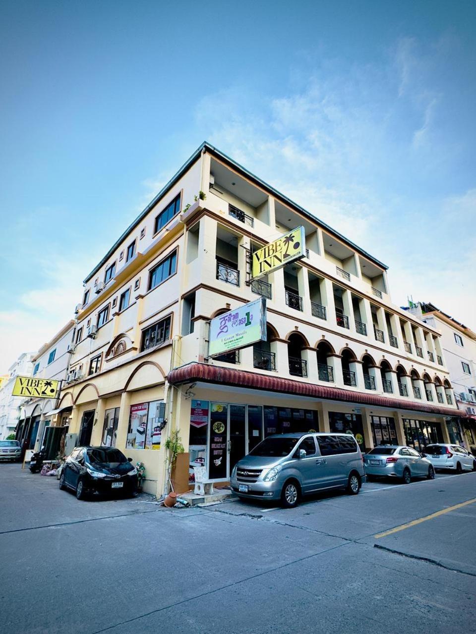 Vibe Walking Street 3*