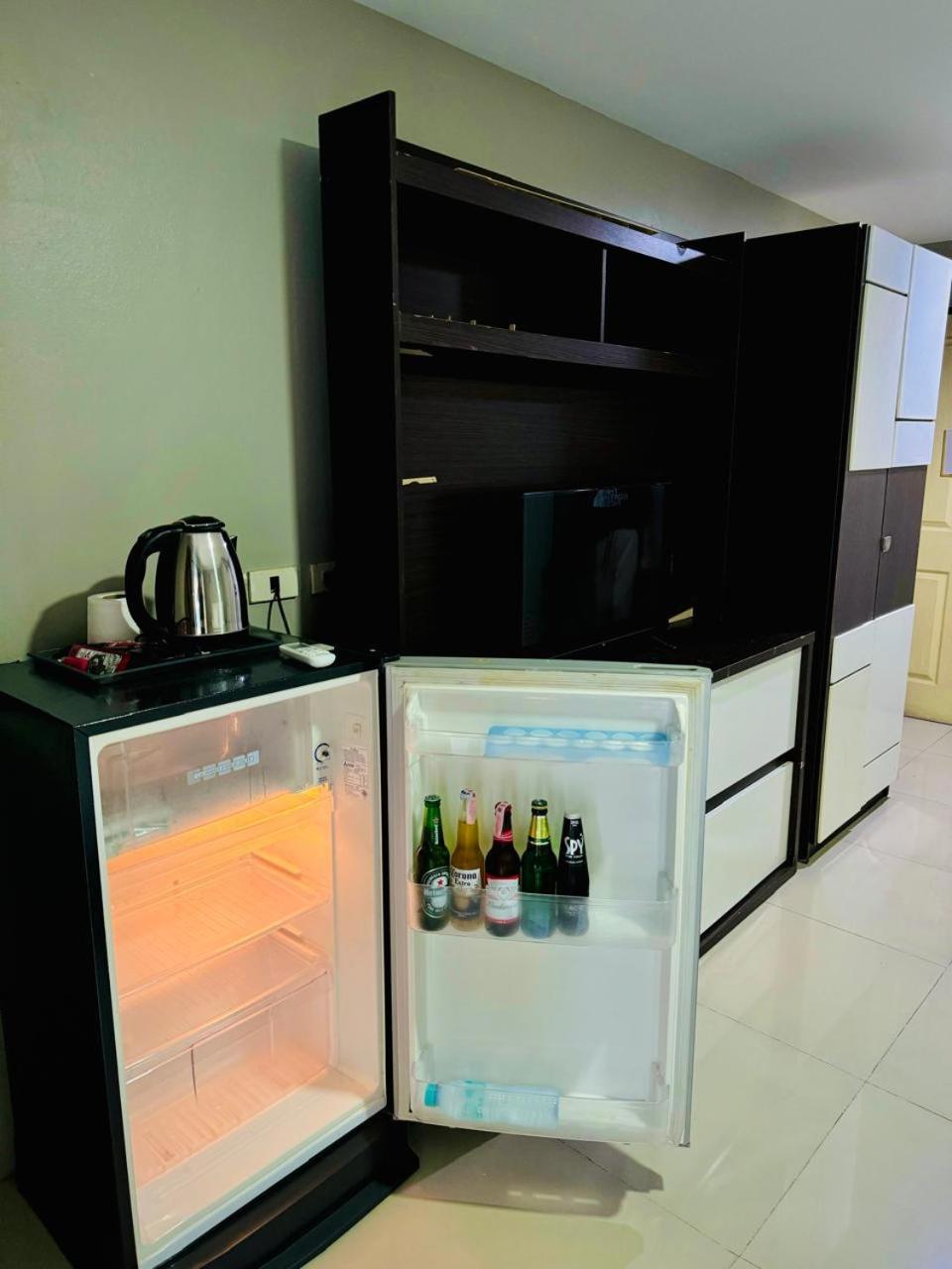 Vibe Walking Street Hotel 3*
